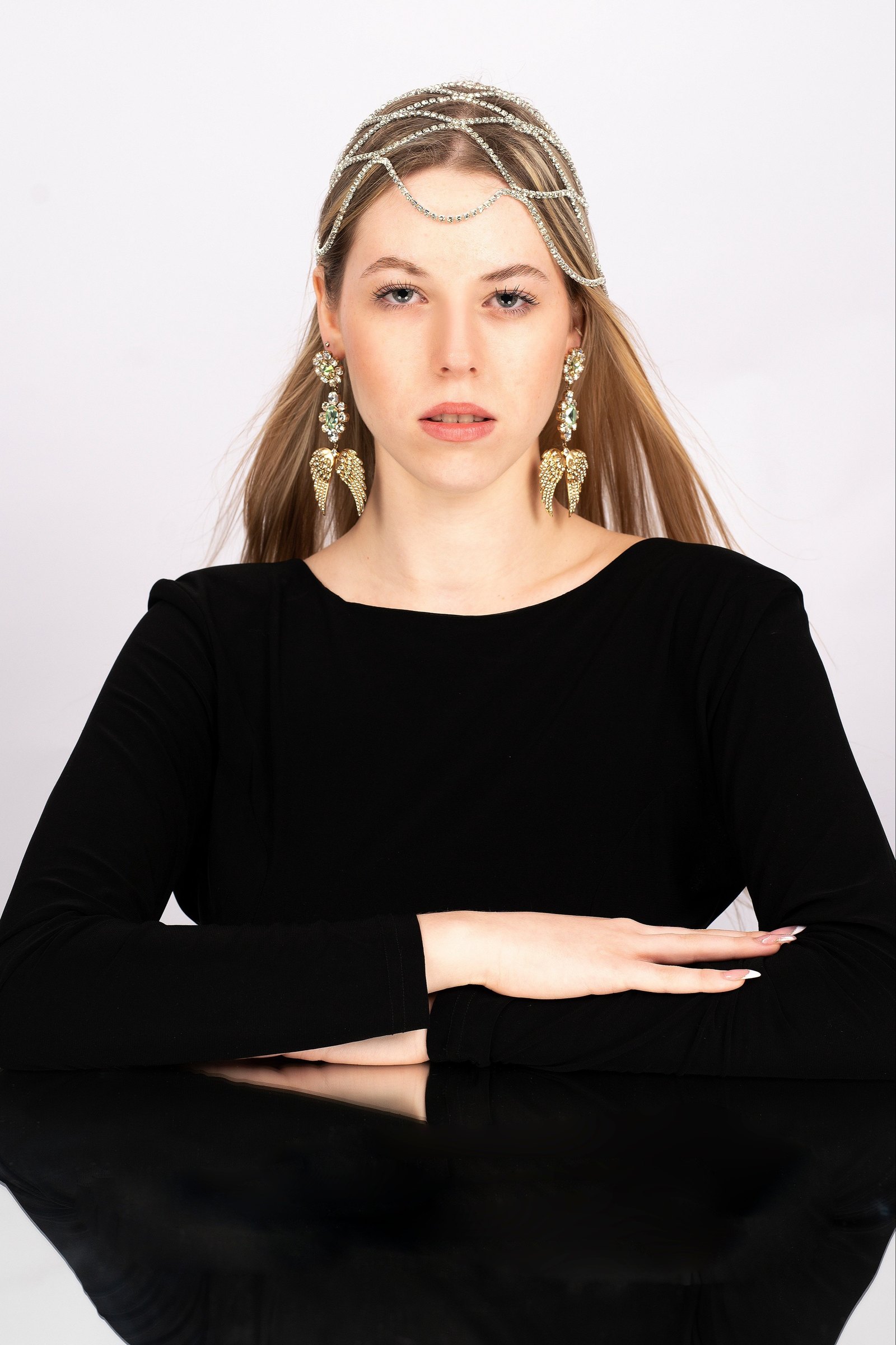 Valentina — Revue Management model, photo 3